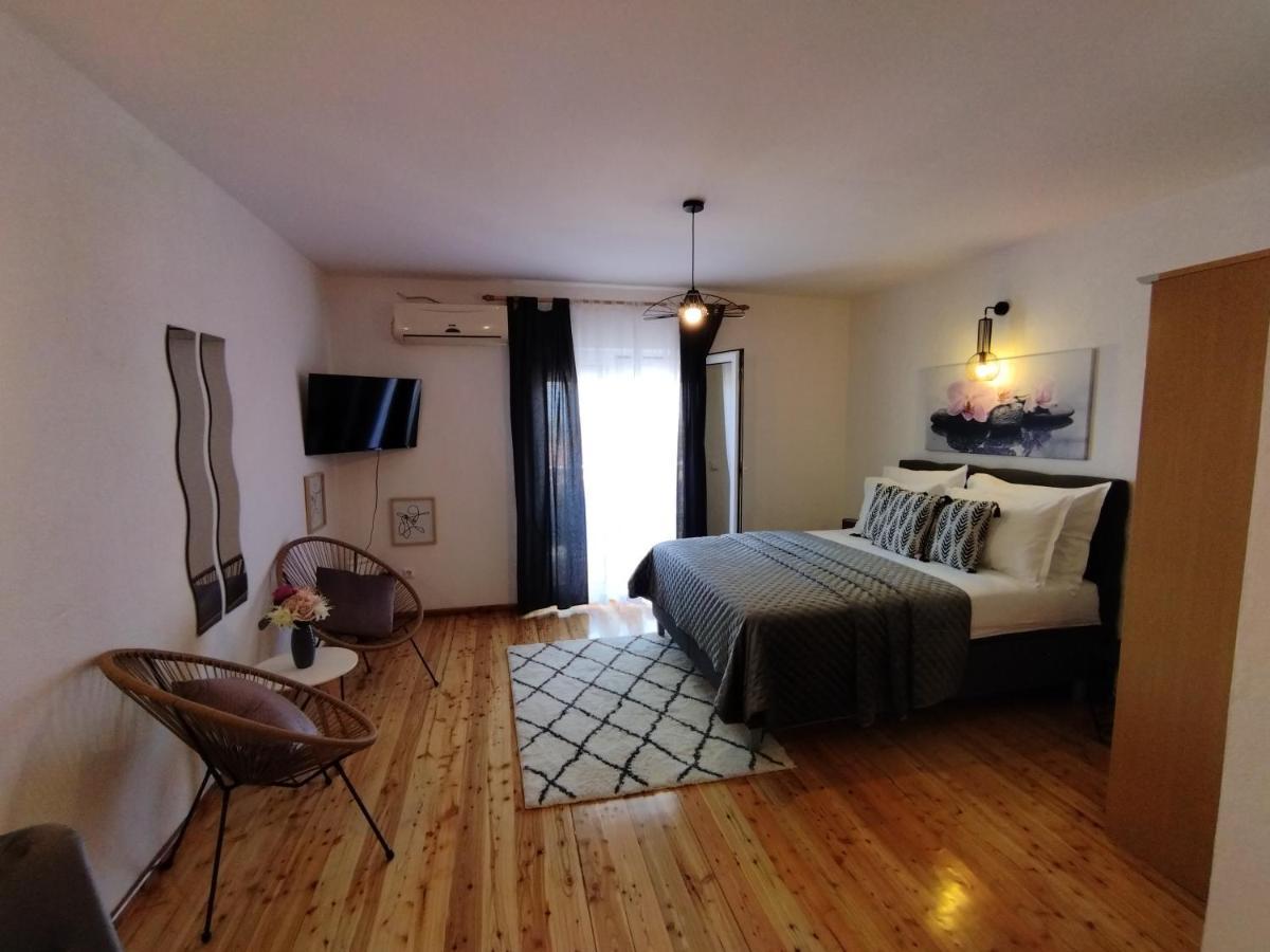 Apartments Marina Đảo Hvar Ngoại thất bức ảnh