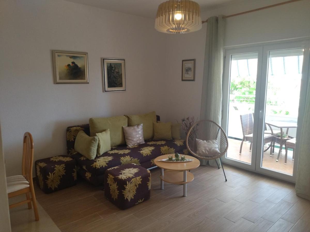 Apartments Marina Đảo Hvar Ngoại thất bức ảnh